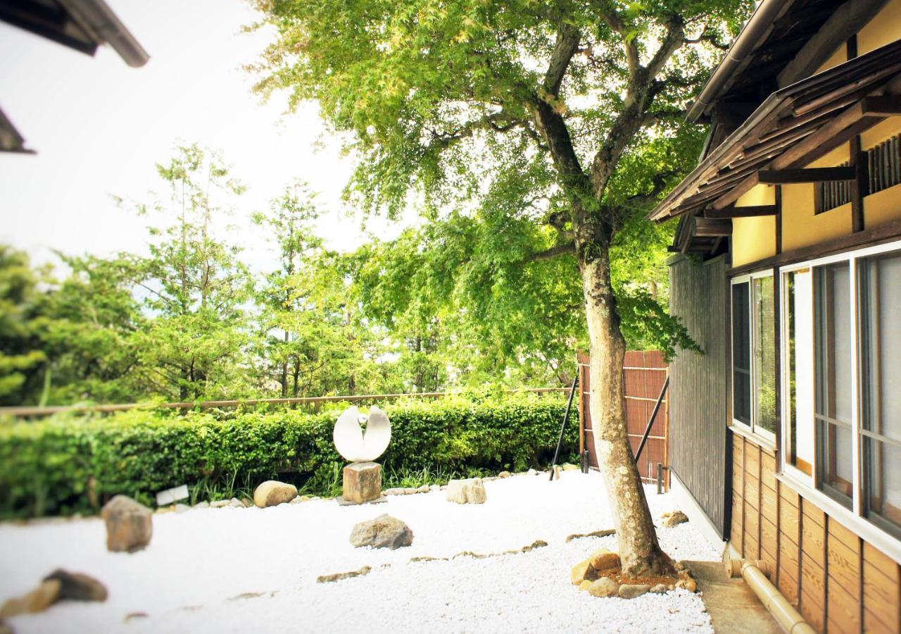 Atami Spring Terrace Hotel Exterior photo